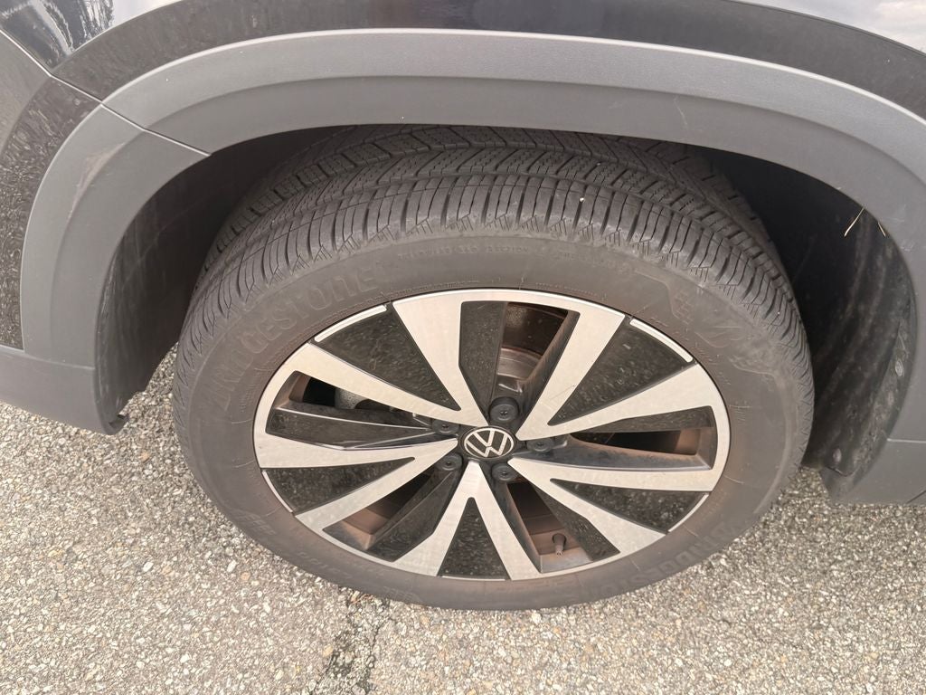 2024 Volkswagen Taos 1.5T SE