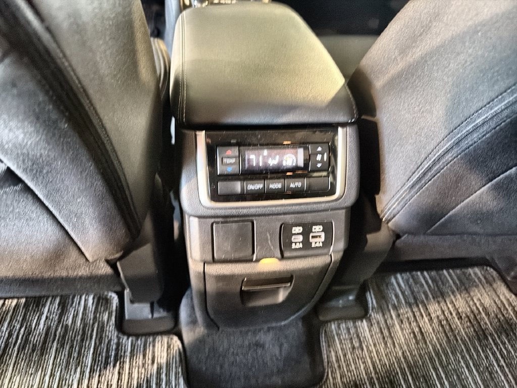 2024 Subaru Ascent Premium