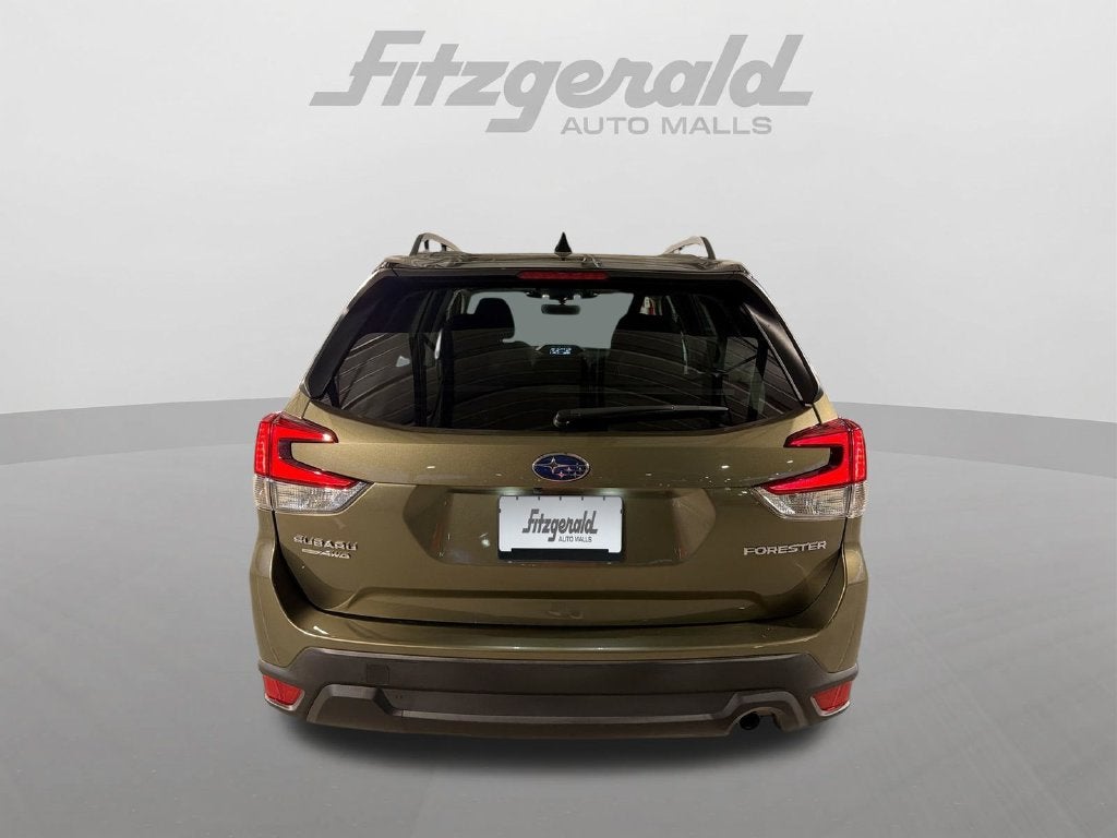 2024 Subaru Forester Premium