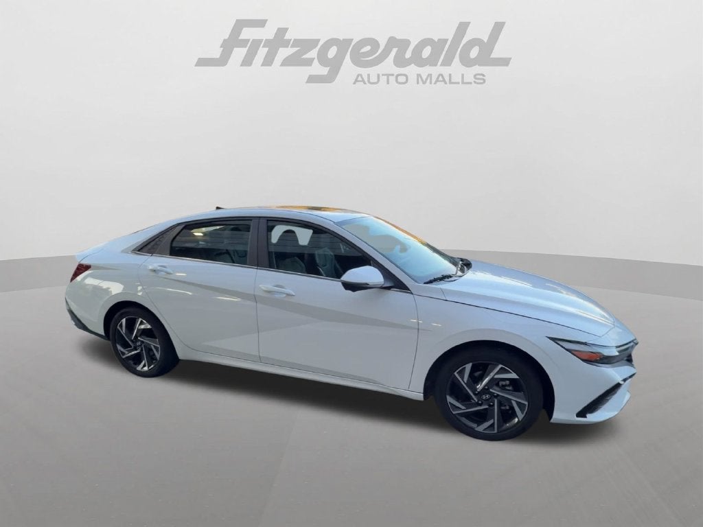 2024 Hyundai Elantra Limited