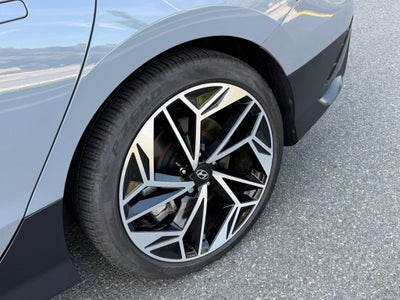 2025 Hyundai IONIQ 6 SEL