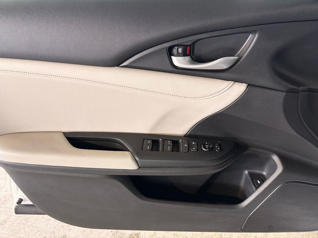 2019 Honda Insight Touring