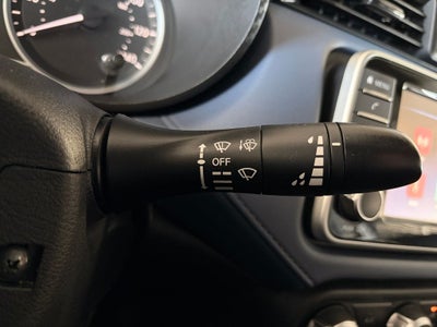 2023 Nissan Versa 1.6 SV