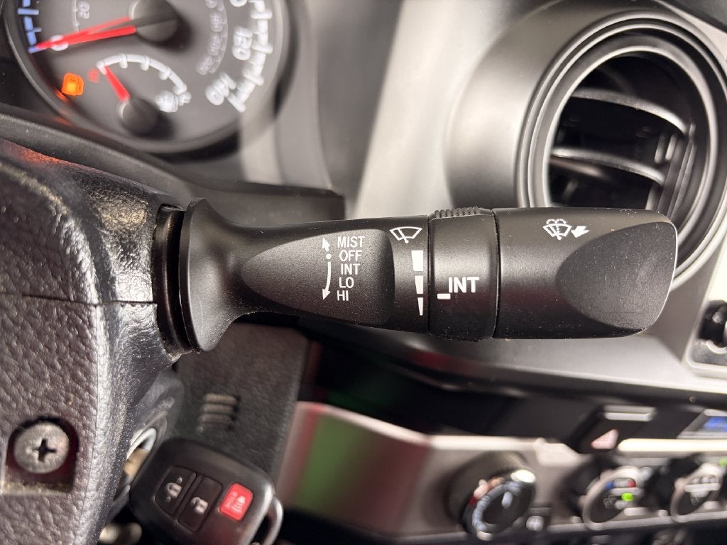 2021 Toyota Tacoma SR V6