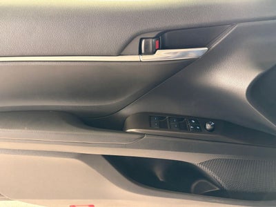 2022 Toyota CAMRY LE