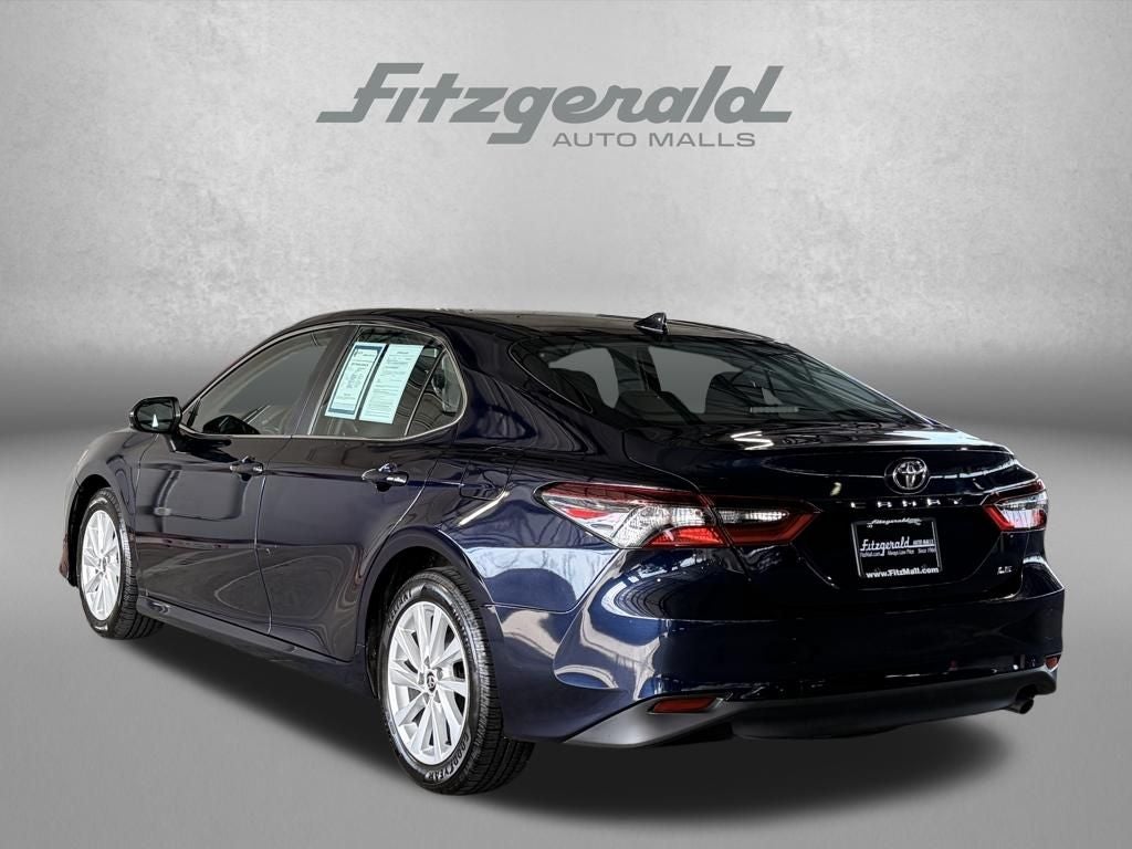 2022 Toyota CAMRY LE