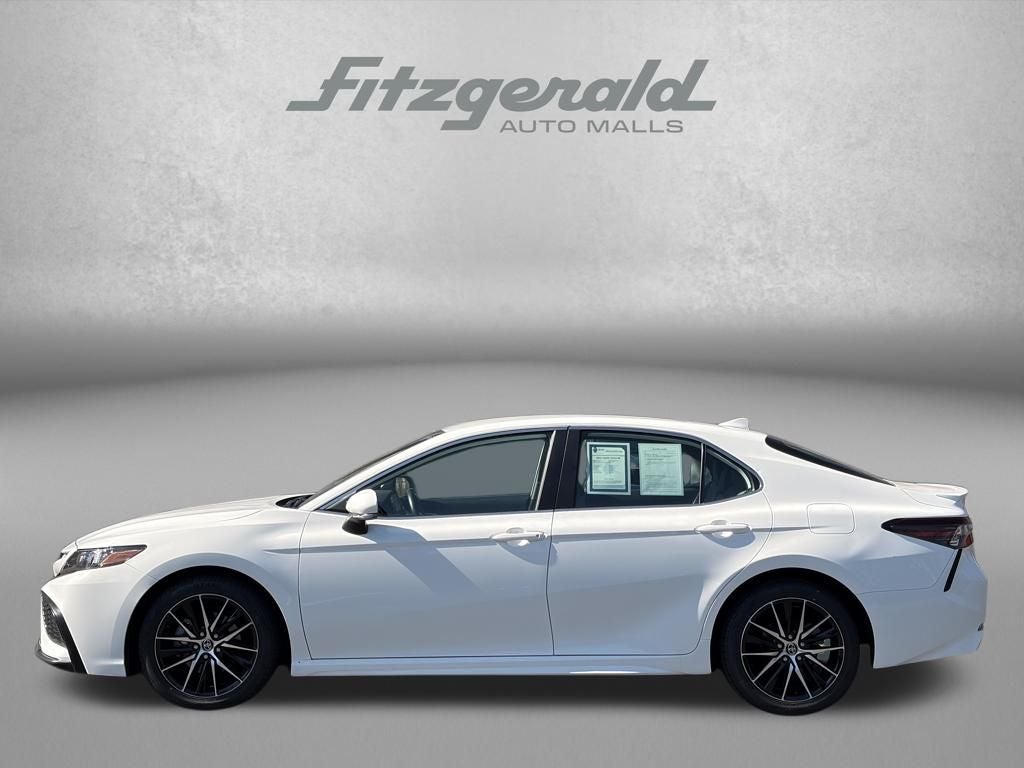 2023 Toyota CAMRY SE