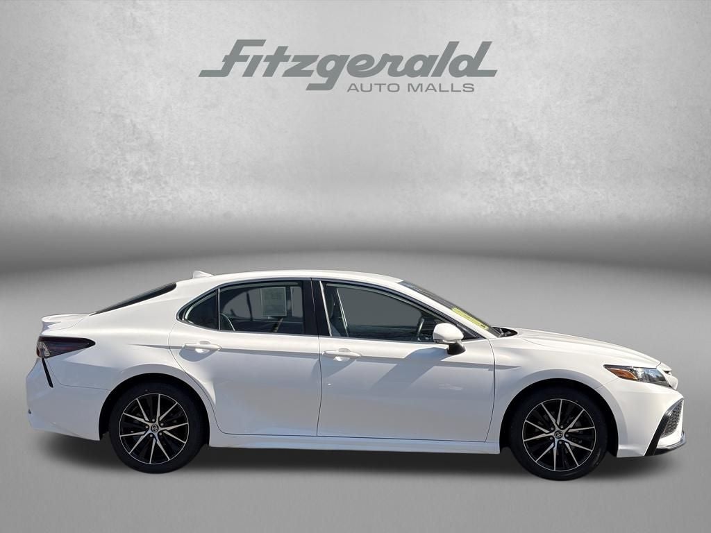 2023 Toyota CAMRY SE