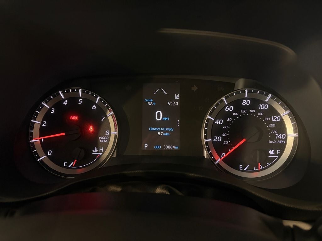 2021 Toyota HIGHLANDER LE