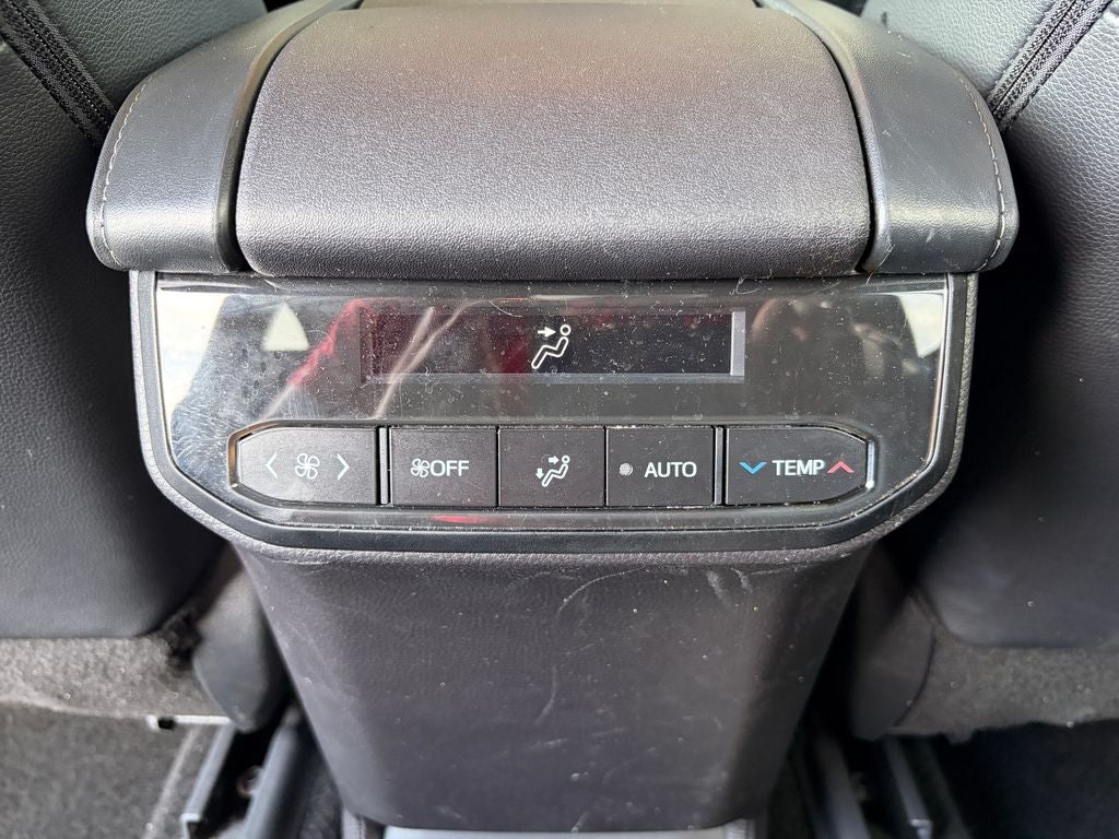 2025 Toyota Highlander XSE