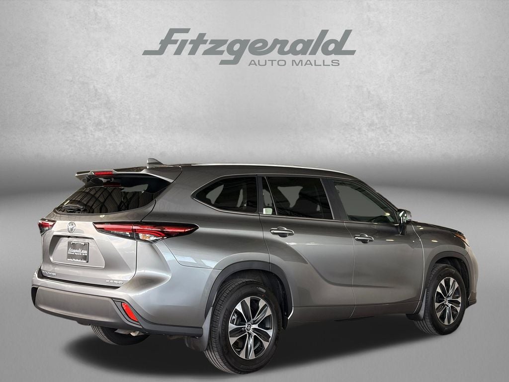 2026 Toyota Highlander XLE