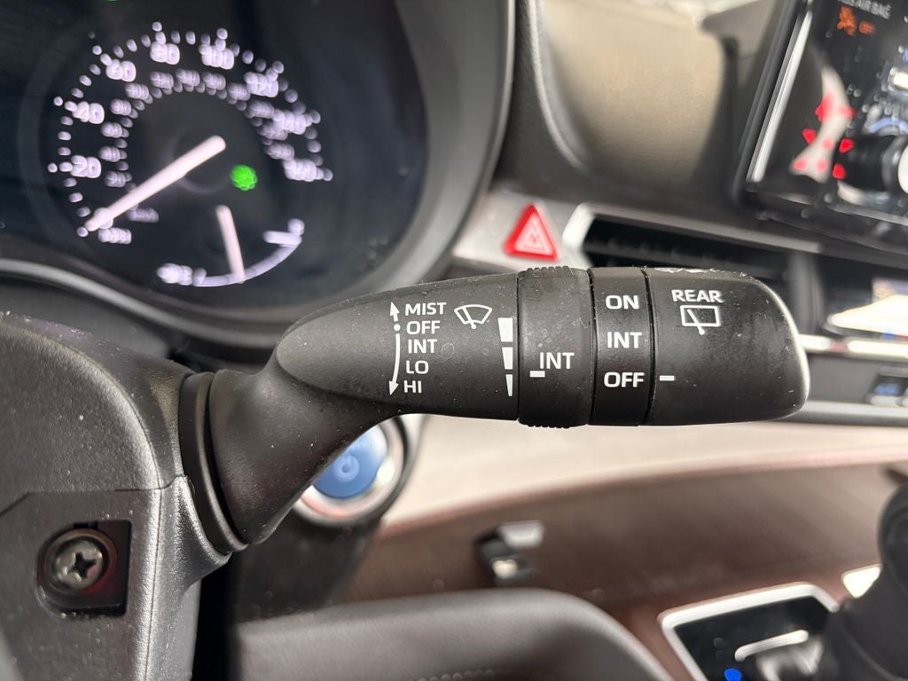 2024 Toyota Sienna LE 8 Passenger
