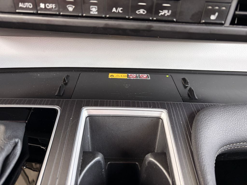 2025 Toyota SIENNA XLE XLE 8 Passenger