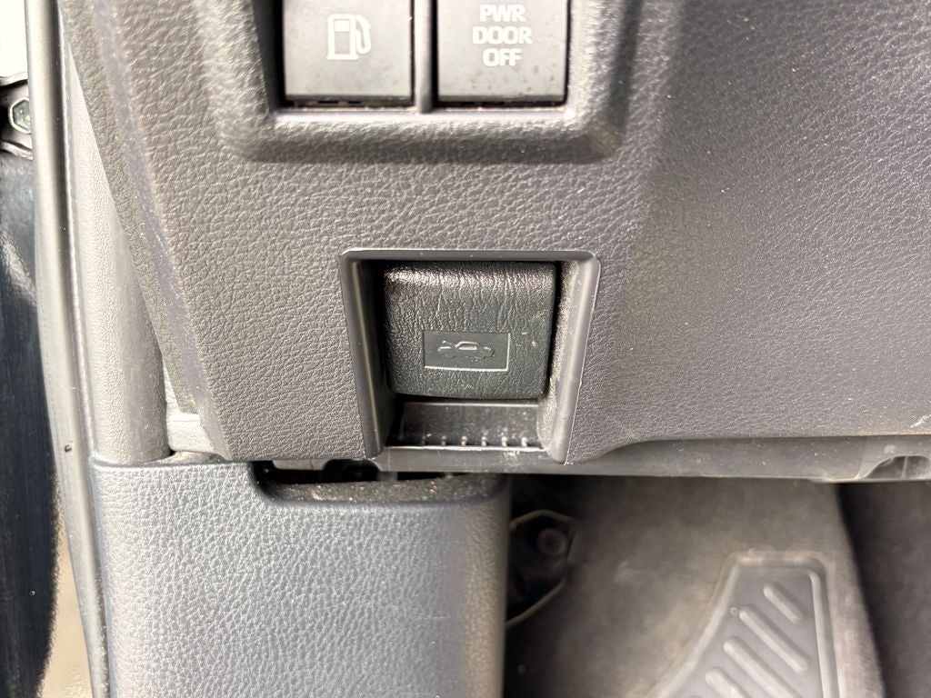 2025 Toyota SIENNA XLE XLE 8 Passenger