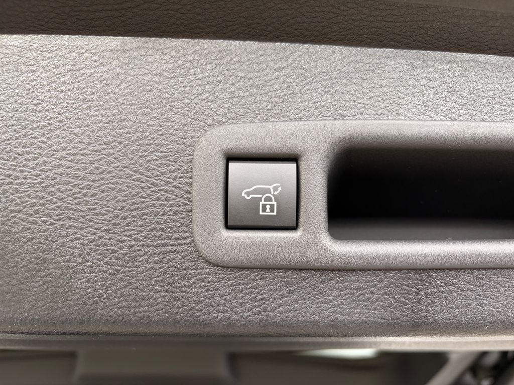 2026 Toyota SIENNA LTD AWD Limited 7 Passenger