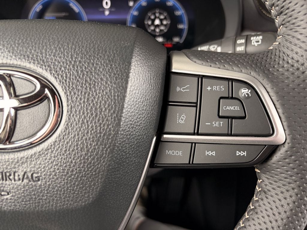 2026 Toyota SIENNA LTD AWD Limited 7 Passenger