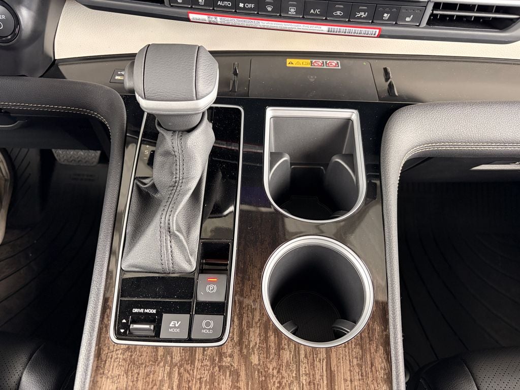 2026 Toyota SIENNA LTD AWD Limited 7 Passenger
