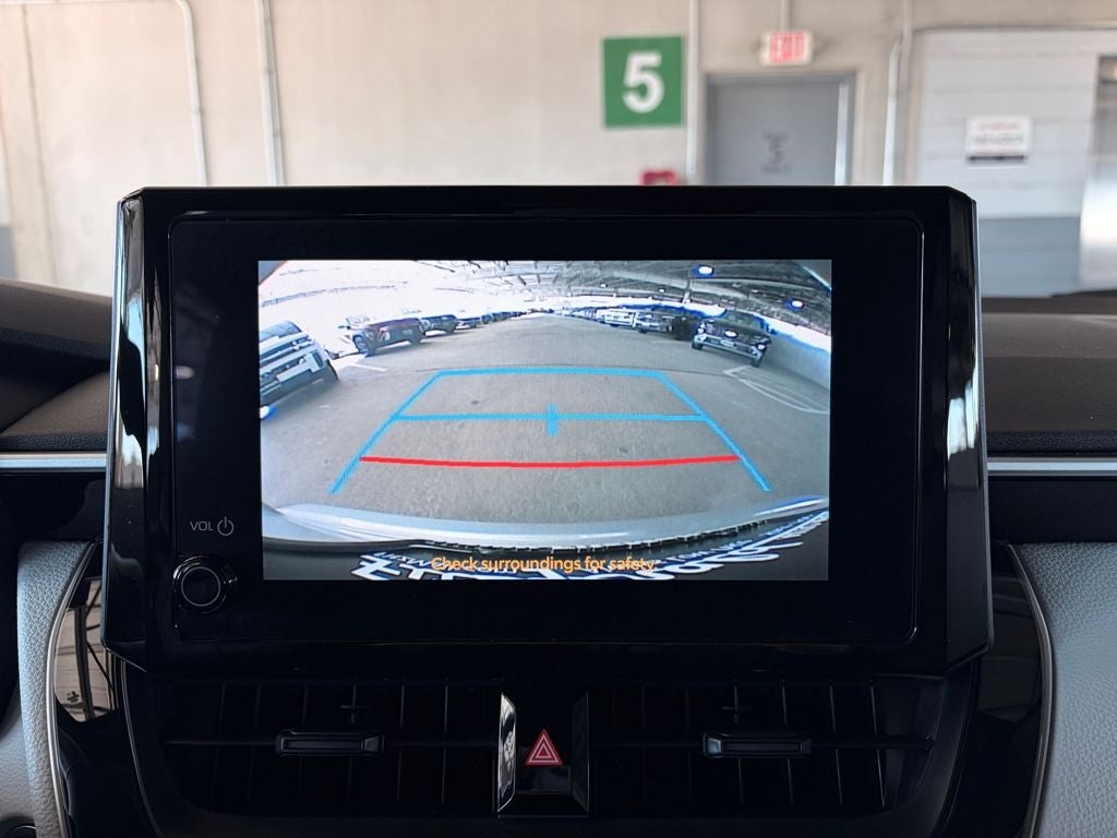 2025 Toyota COROLLA SE