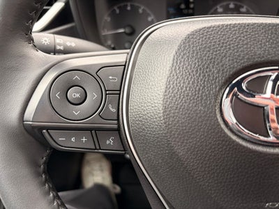 2025 Toyota COROLLA SE