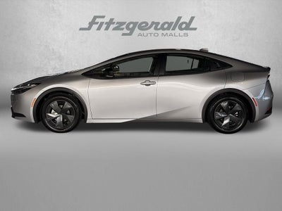 2025 Toyota PRIUS LE