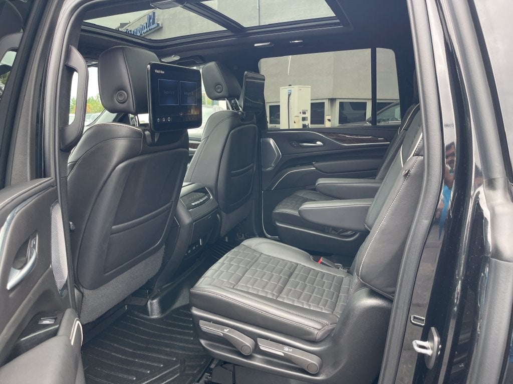 2024 Cadillac Escalade ESV Sport Platinum