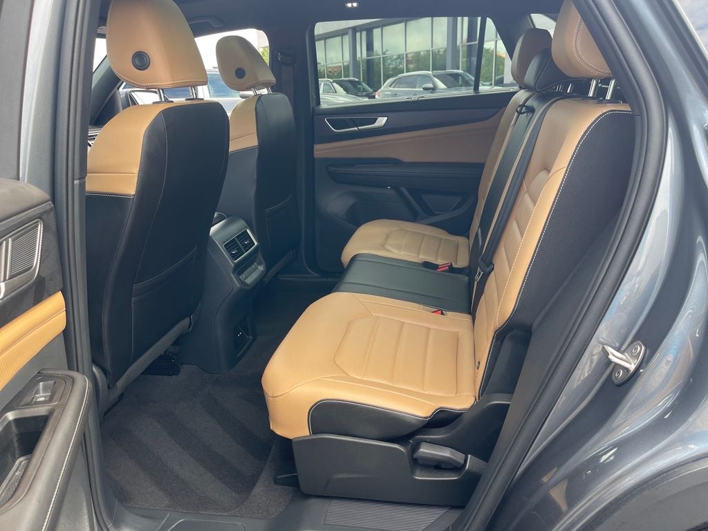 2024 Volkswagen Atlas Cross Sport 2.0T SEL R-Line