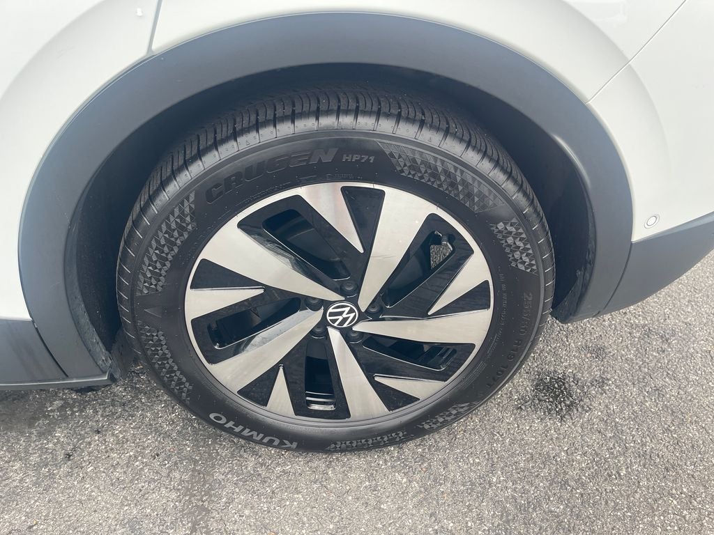2023 Volkswagen ID.4 Pro