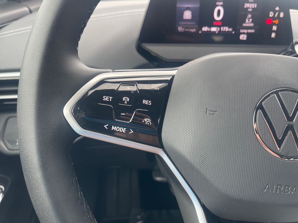 2023 Volkswagen ID.4 Pro