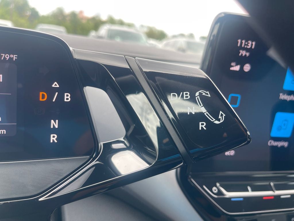2023 Volkswagen ID.4 Pro