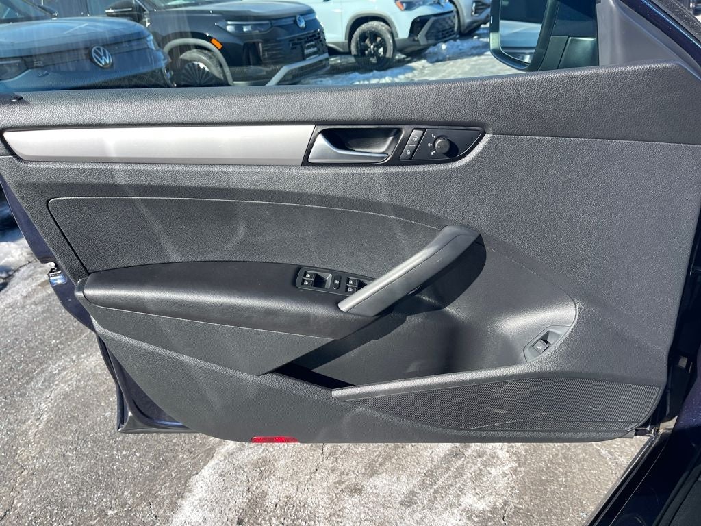 2015 Volkswagen Passat 1.8T S