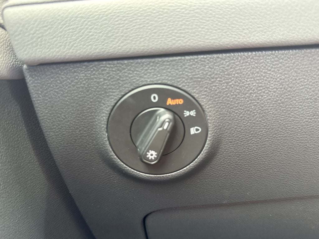 2024 Volkswagen Taos 1.5T SEL