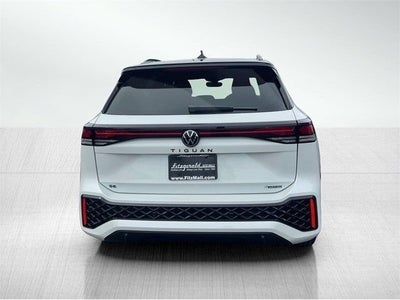 2025 Volkswagen Tiguan 2.0T SE R-Line Black