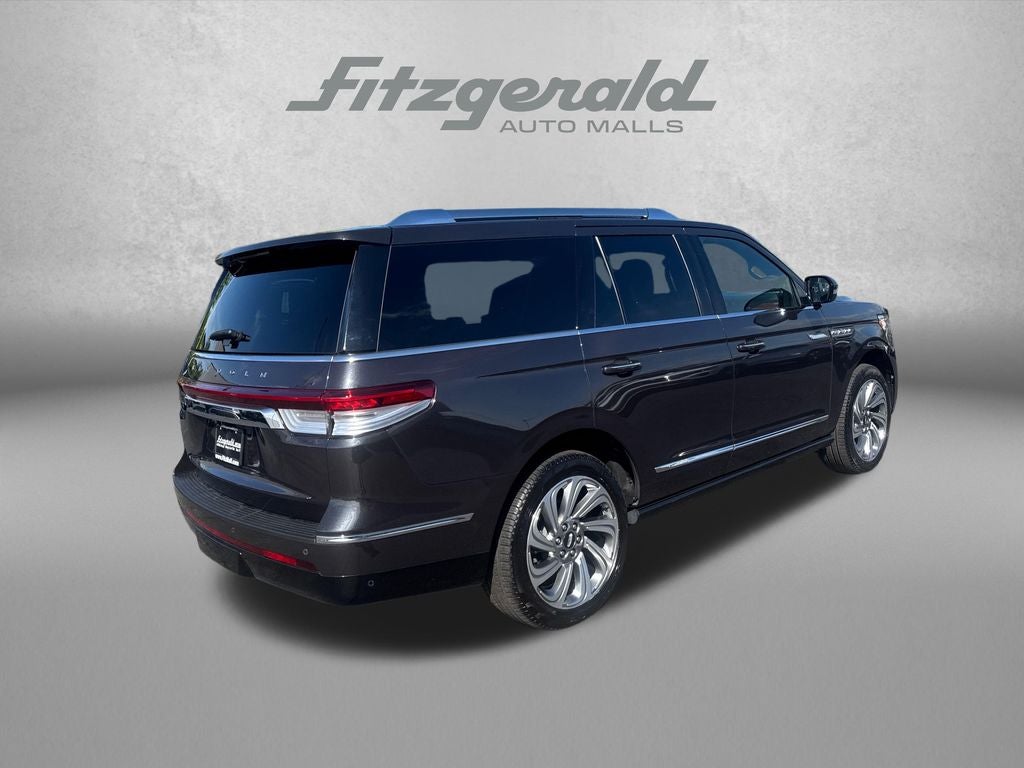 2024 Lincoln Navigator Reserve