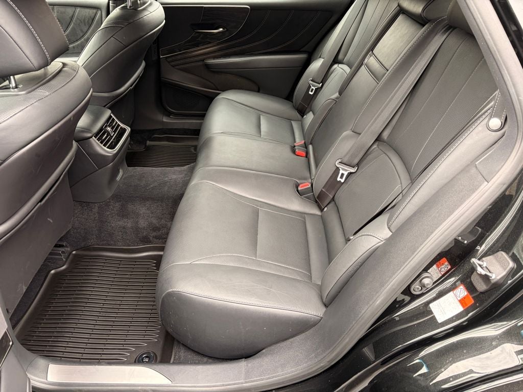2022 Lexus LS 500 Base