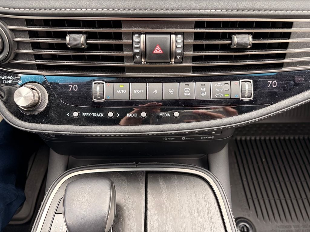 2022 Lexus LS 500 Base