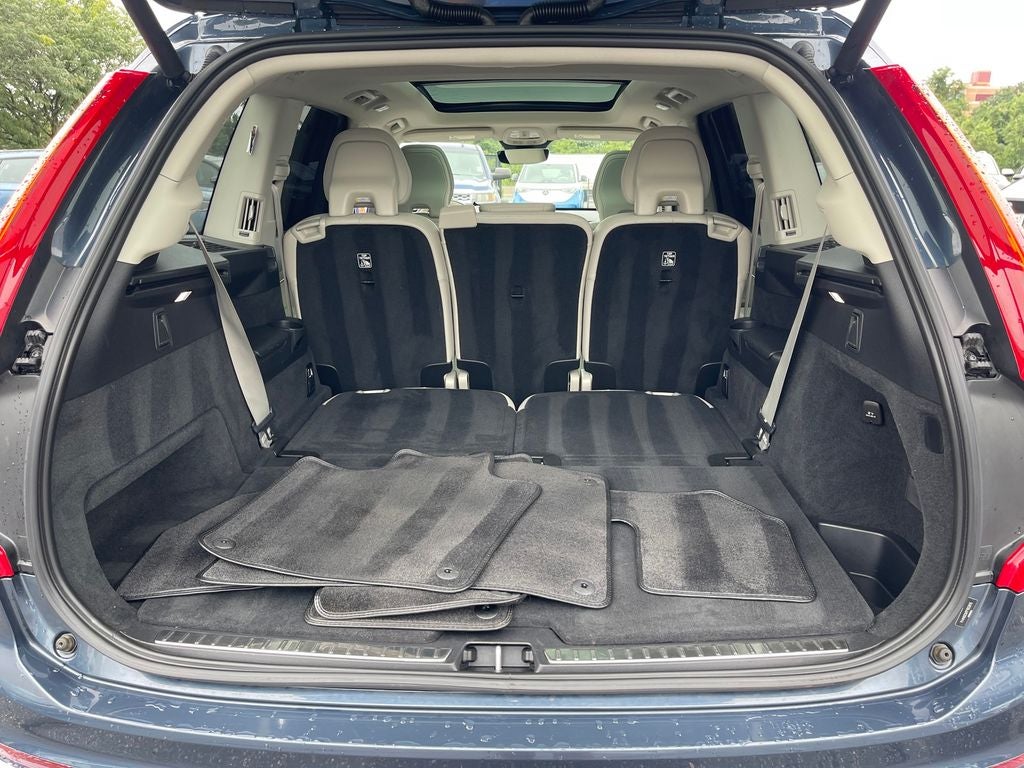 2023 Volvo XC90 Recharge Plug-In Hybrid T8 Plus Bright Theme 7 Passenger