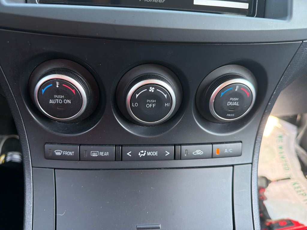 2013 Mazda Mazda3 i Touring