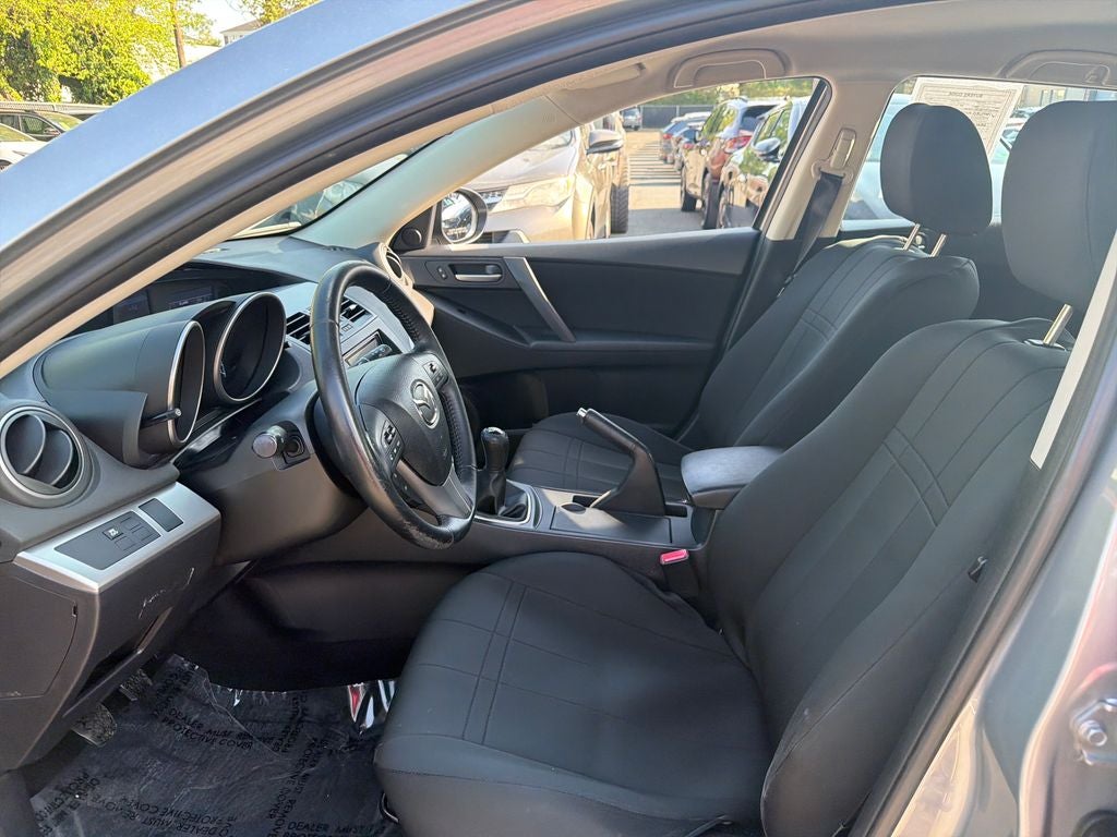 2013 Mazda Mazda3 i Touring