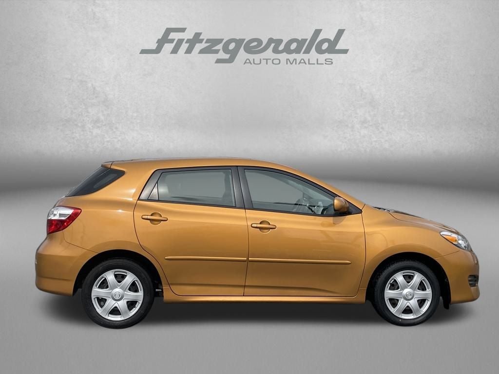 2009 Toyota Matrix Base