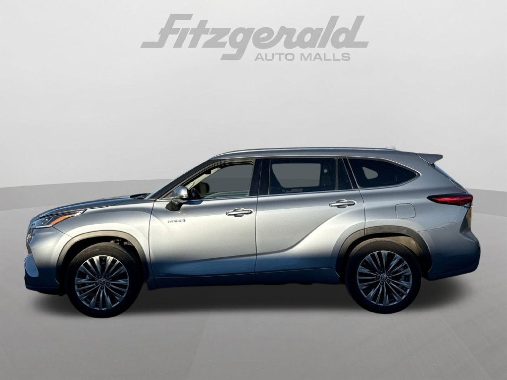 2021 Toyota Highlander Hybrid Platinum