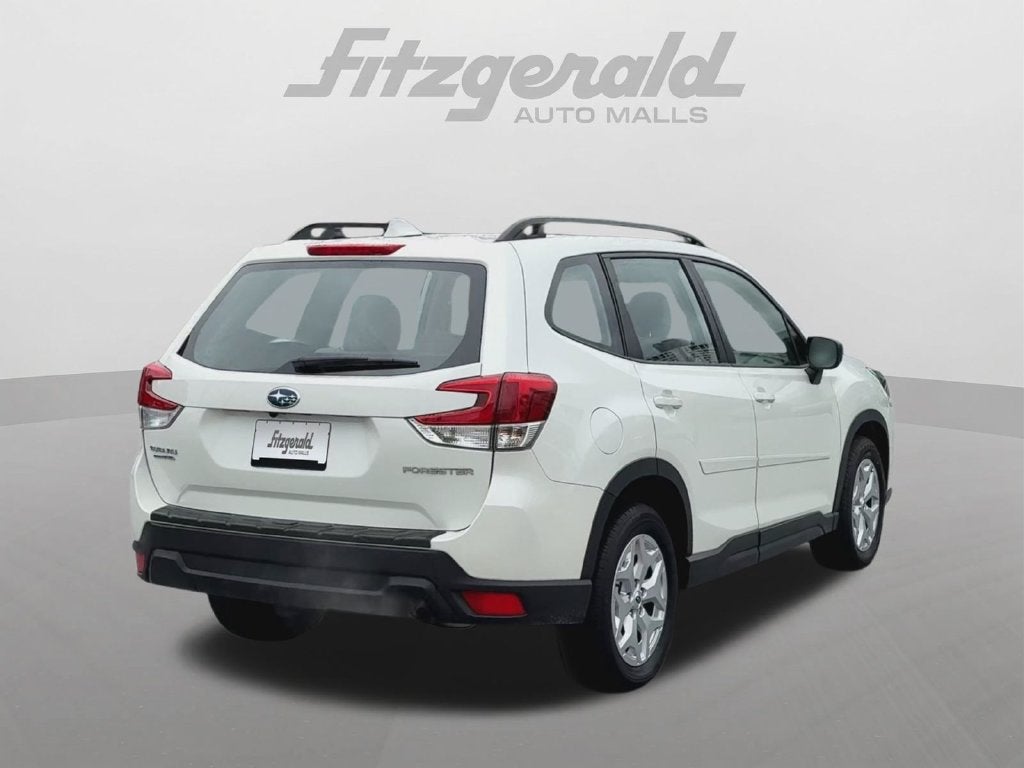 2023 Subaru Forester Base