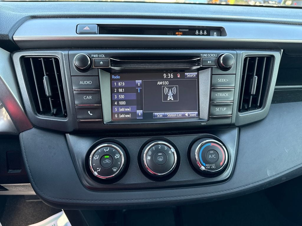 2017 Toyota RAV4 LE