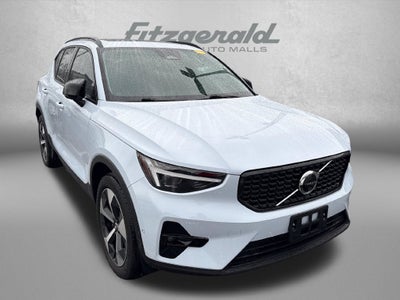 2026 Volvo XC40 B5 Plus