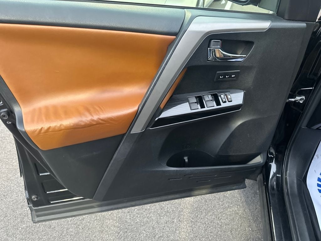 2017 Toyota RAV4 Limited