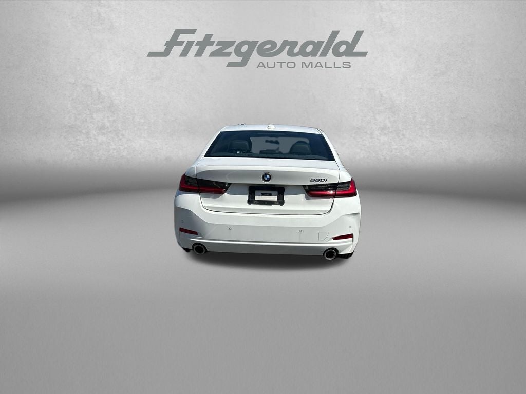 2025 BMW 330i 330i
