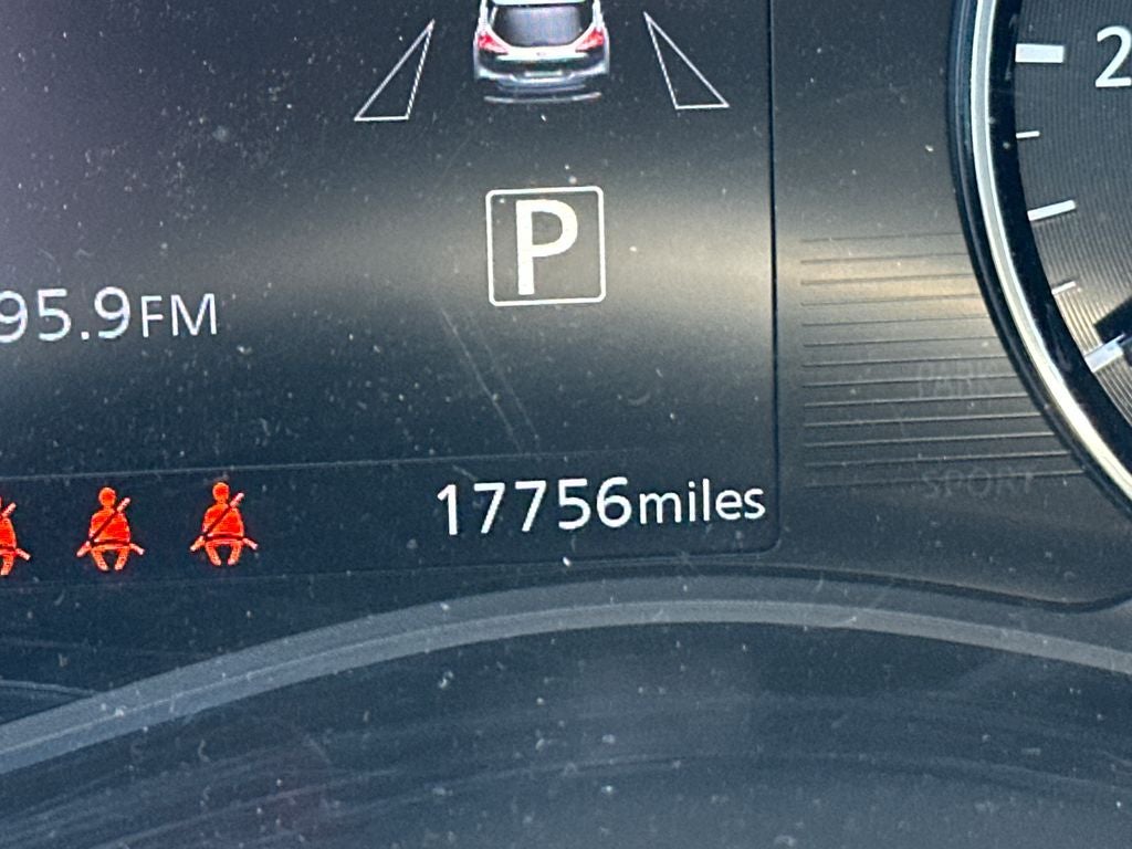 2024 Nissan Kicks SR