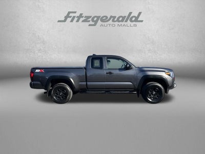 2022 Toyota TACOMA SR SR