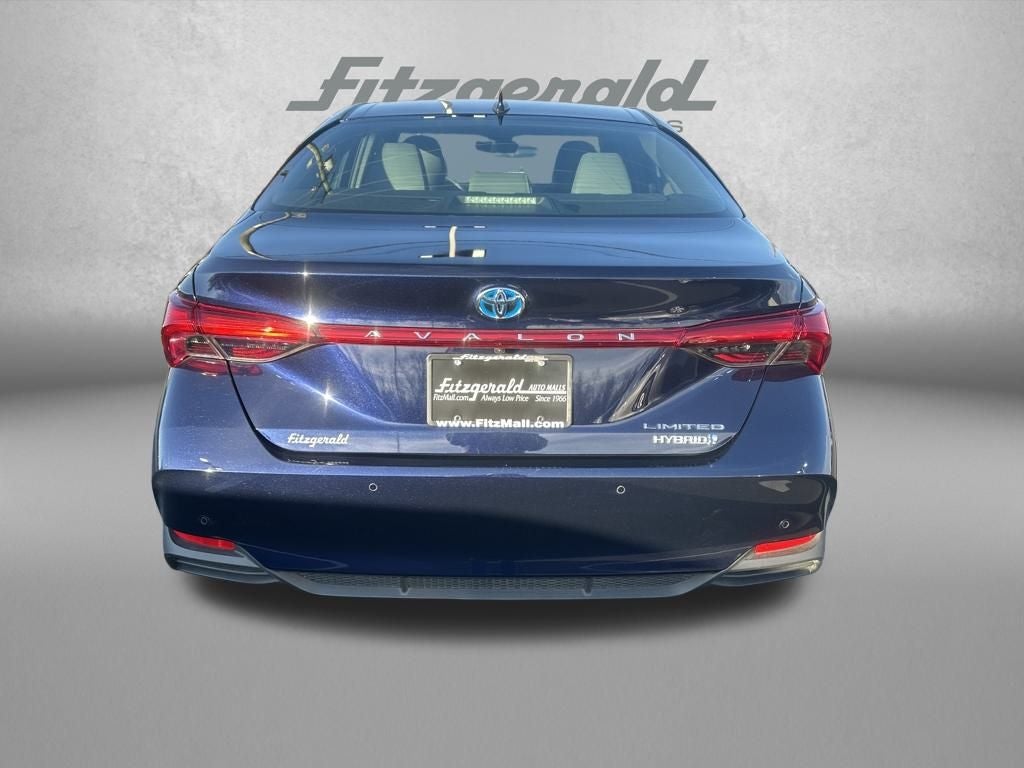2022 Toyota Avalon Hybrid Limited