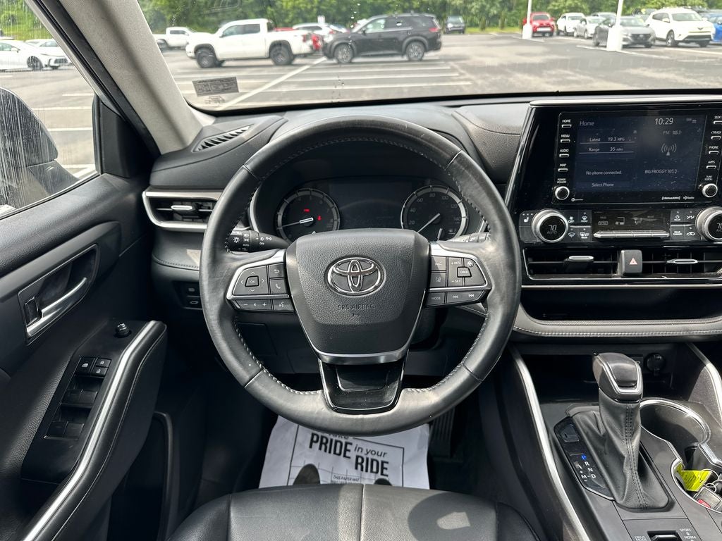 2021 Toyota Highlander XLE