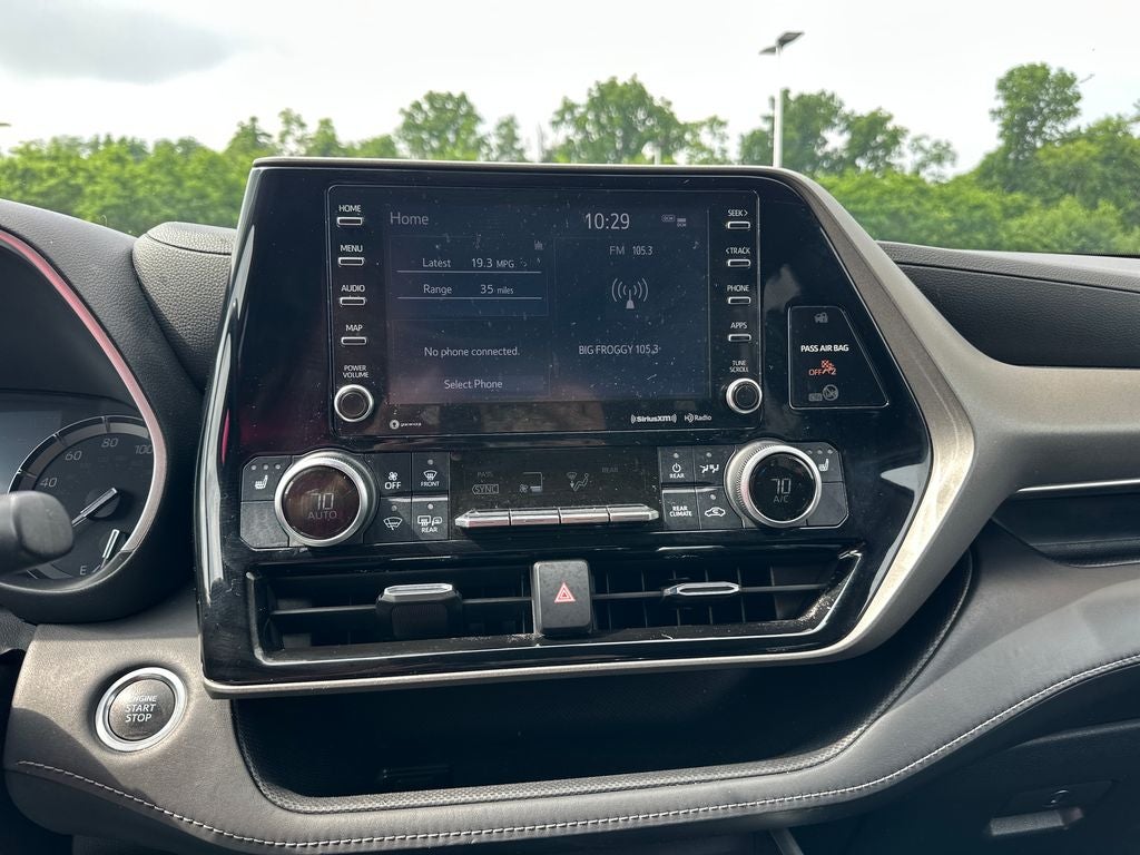 2021 Toyota Highlander XLE